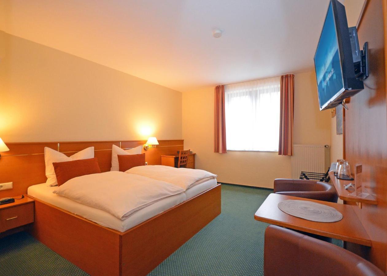 Hotel Burgfrieden 바일슈타인 외부 사진