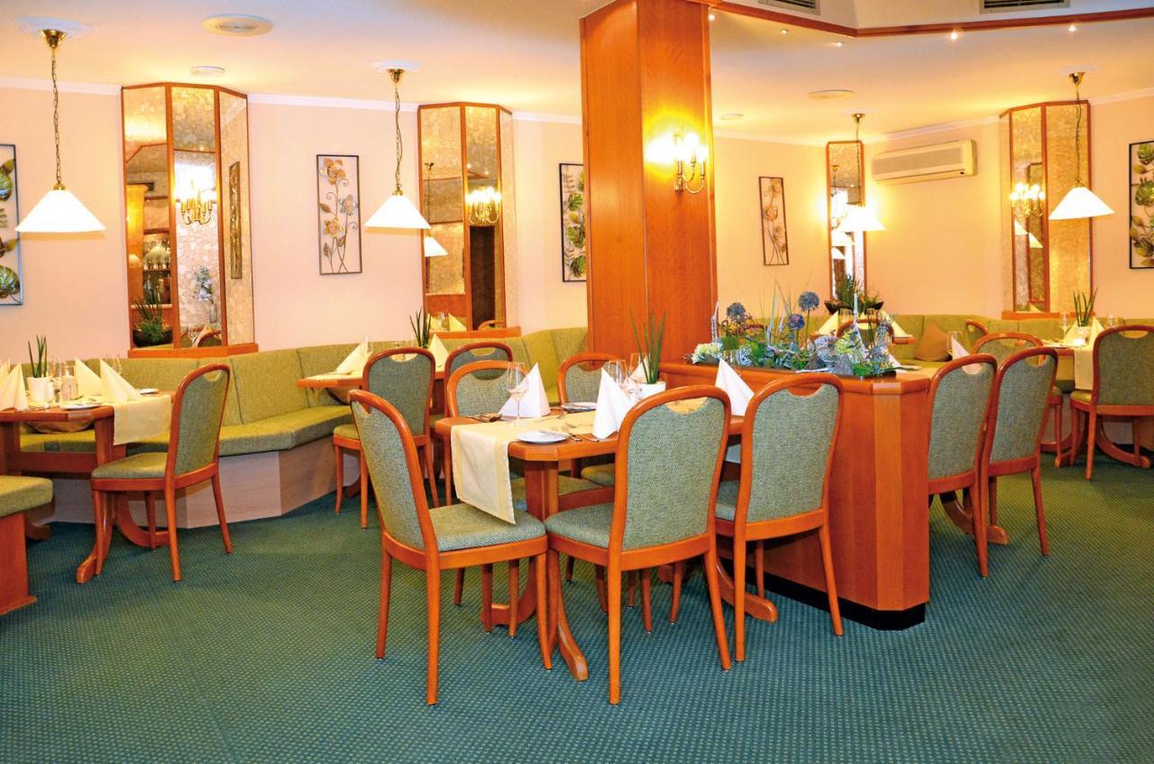 Hotel Burgfrieden 바일슈타인 외부 사진