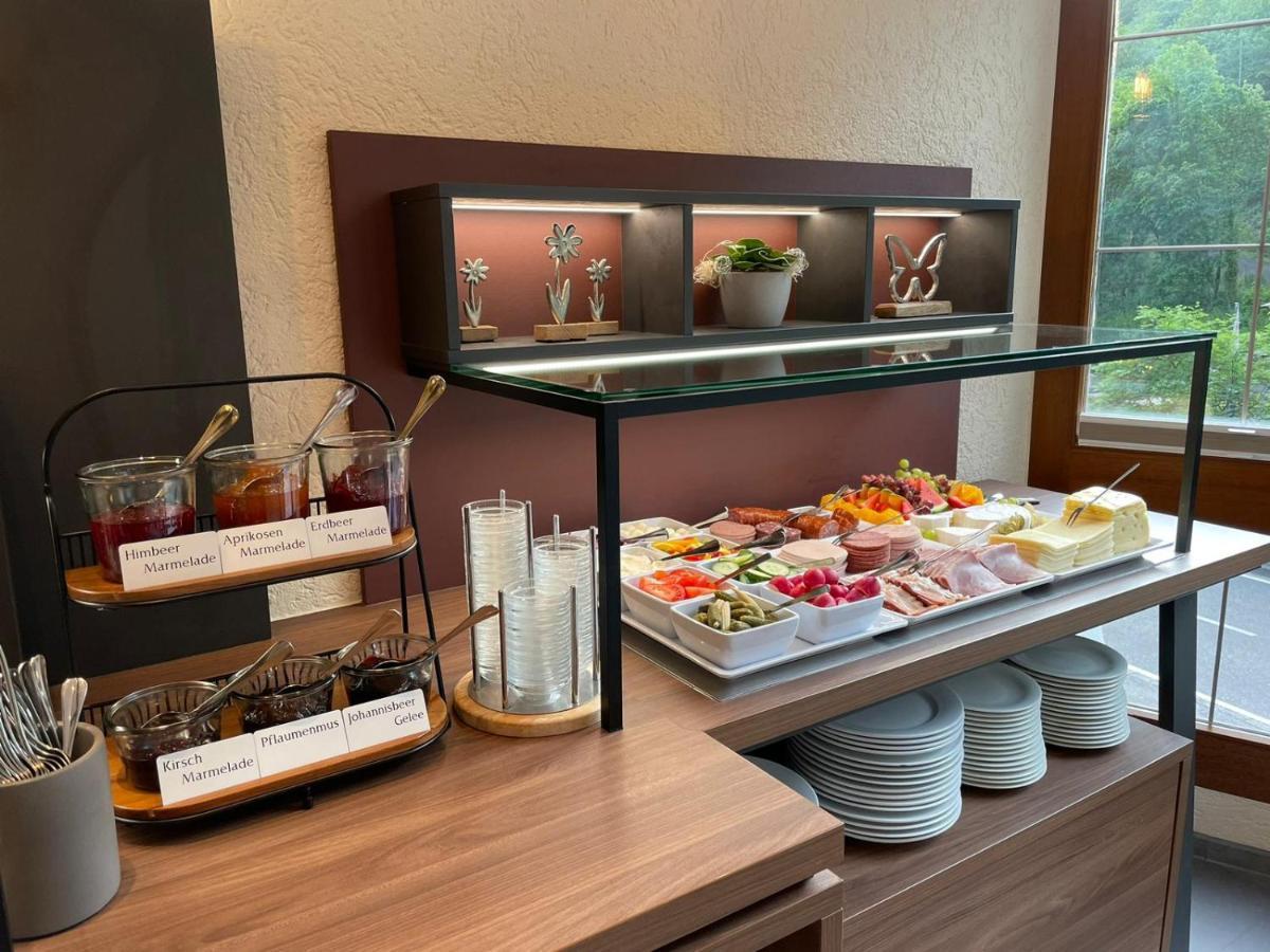 Hotel Burgfrieden 바일슈타인 외부 사진